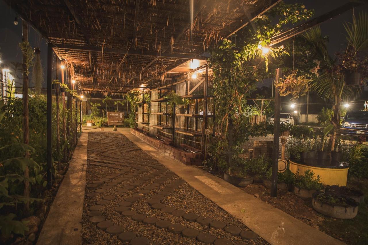 홈 앳 나인 San Klang 외부 사진